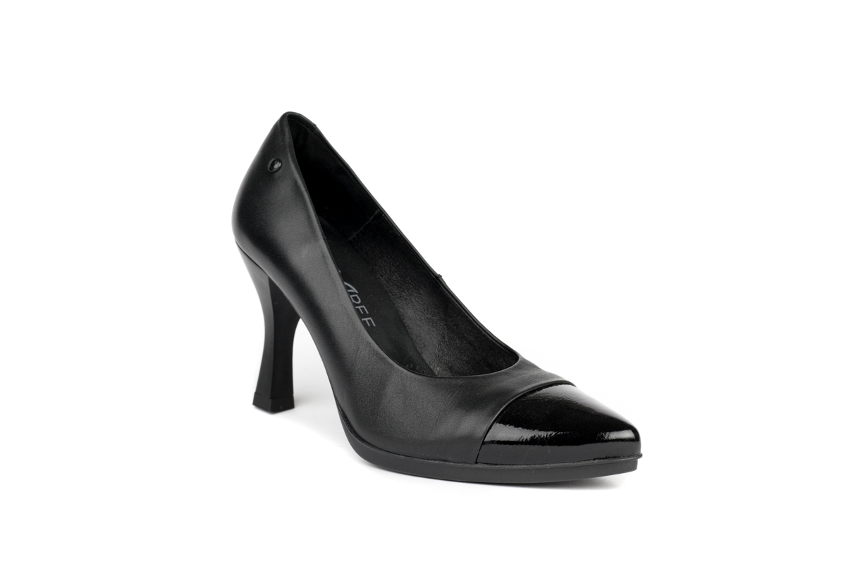 Zapatos De Salón Mujer Piel Tacón Medio Muy Cómodos 2220W Negro, de Desireé